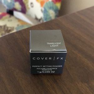 Cover FX setting powder